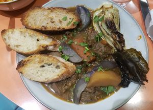 Season bowl (Bourguignon) at Aujourd'hui Demain Cafe in Paris