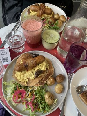   at Aujourd'hui Demain Cafe in Paris