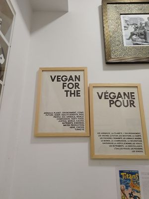 Toilet deco at Aujourd'hui Demain Cafe in Paris