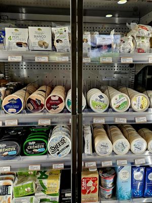 More vegan cheese at Aujourd'hui Demain Cafe in Paris