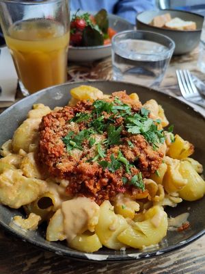  at Aujourd'hui Demain Cafe in Paris