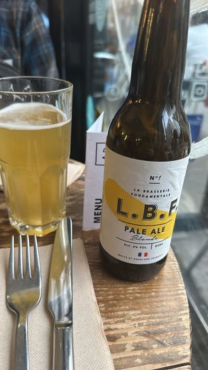 Pale Ale  at Aujourd'hui Demain Cafe in Paris
