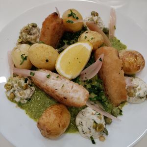  at Aujourd'hui Demain Cafe in Paris