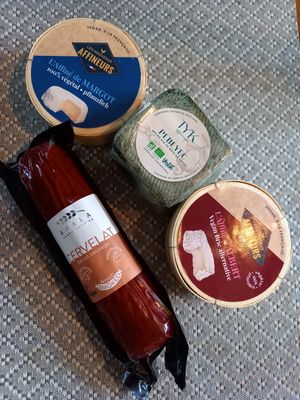  at Aujourd'hui Demain Cafe in Paris