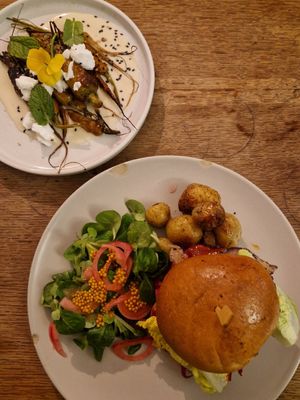  at Aujourd'hui Demain Cafe in Paris