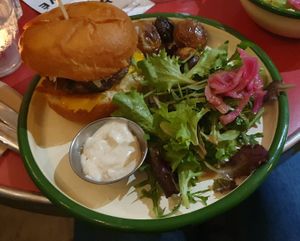 Vegan burger at Aujourd'hui Demain Cafe in Paris
