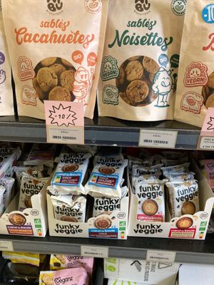  at Aujourd'hui Demain Cafe in Paris