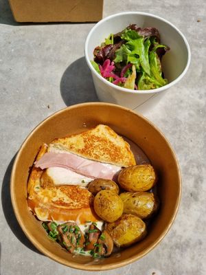  at Aujourd'hui Demain Cafe in Paris