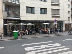 Cool at Aujourd'hui Demain Cafe in Paris