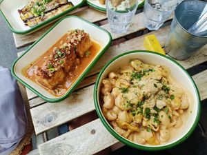 Aubergine, tofu skewer , mac n cheese sweet chiky large at Aujourd'hui Demain Cafe in Paris