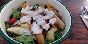 Salade Kaesar at Aujourd'hui Demain Cafe in Paris