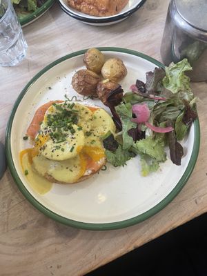 Toast Benedict   at Aujourd'hui Demain Cafe in Paris