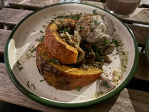 FUNGI FALL NO-MOZZA  at Aujourd'hui Demain Cafe in Paris
