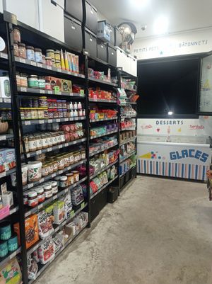  at Aujourd'hui Demain Cafe in Paris