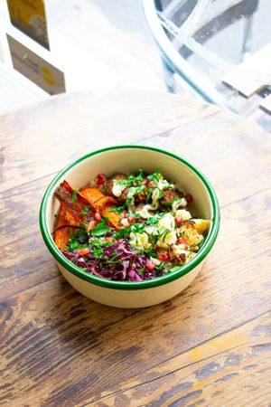 Season Bowl de saison at Aujourd'hui Demain Cafe in Paris