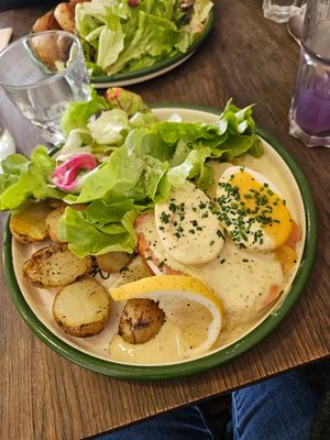  at Aujourd'hui Demain Cafe in Paris
