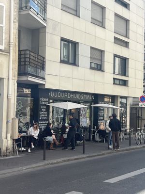 Aujourd’Hui Demain  at Aujourd'hui Demain Cafe in Paris