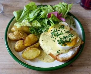 Toast Benedict at Aujourd'hui Demain Cafe in Paris