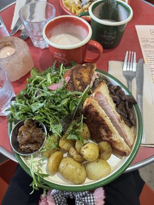Vegan croque monsieur 😍  at Aujourd'hui Demain Cafe in Paris