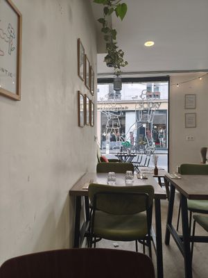  at Aujourd'hui Demain Cafe in Paris