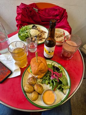  at Aujourd'hui Demain Cafe in Paris