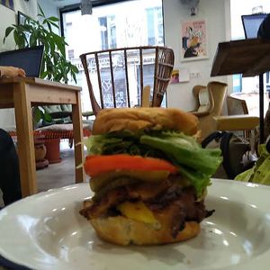 BLT burger at Aujourd'hui Demain Cafe in Paris