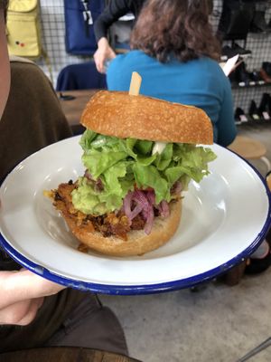 chicken burger at Aujourd'hui Demain Cafe in Paris