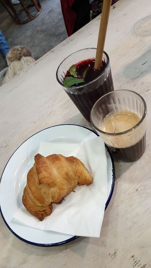 The croissant was very good!! So were the drinks at Aujourd'hui Demain Cafe in Paris