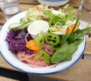 Cali bowl at Aujourd'hui Demain Cafe in Paris