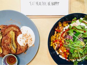 Eat Healthy, Be Happy =D at Healthy Penguin Cafe in Matsumoto