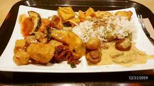 Yum at Sattgrün in Dusseldorf