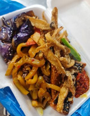 $5 lunch  ~ 10/4/23 at Su Vegetarian 愫 in East Singapore