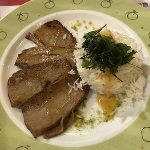 Seitan with basmati rice at Orange Sauce at La Reciclaria in Vic