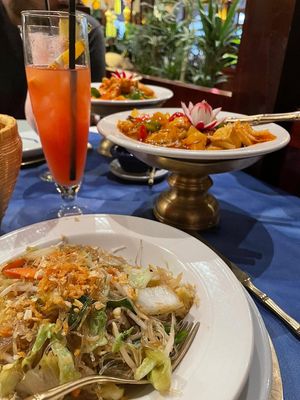 Glas noodle starter at Blue Elephant in St Julians