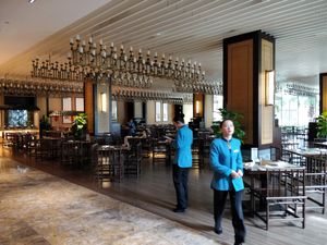 Dining area at Amitabha Hotel Vegetarian - 阿弥陀佛大饭店·自助餐厅 in Fuzhou