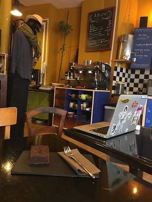 Tea-Room La Cuisine in Lausanne at A Côté de La Plaque in Lausanne