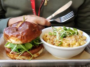 Fox Burger with a side of Smoky Mac at Fox & Fig in Savannah