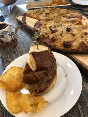 Amazing lunch! The beyond burger and pizza with lavender Marsala sauce, wow. Delicious. Great atmosphere. Probably going back tomorrow!  at Fox & Fig in Savannah