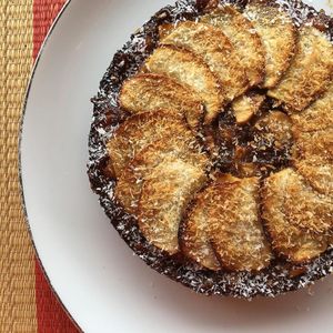 vegan apple tart at TereCoco in Okayama