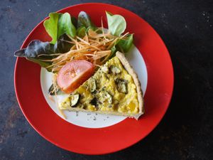 Vegan Quiche Lunch at TereCoco in Okayama