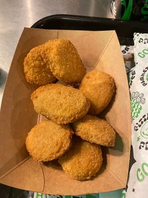 Chick'n nuggets at What The Pitta in North West London