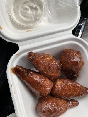 Vegan Wings!!!! 🍗  at Murray Hillbilly in Jacksonville