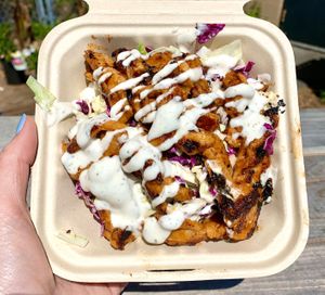 Mac 'n cheese bowl with barbecue chickun, slaw, and ranch. at Murray Hillbilly in Jacksonville