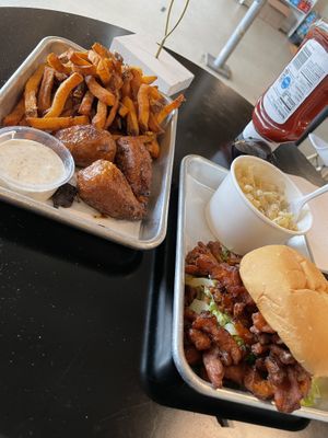   at Murray Hillbilly in Jacksonville