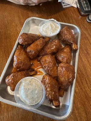 Wings  at Murray Hillbilly in Jacksonville