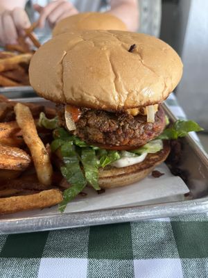 Smokeshow  at Murray Hillbilly in Jacksonville