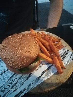 Wild burger at Wild Food in Granada