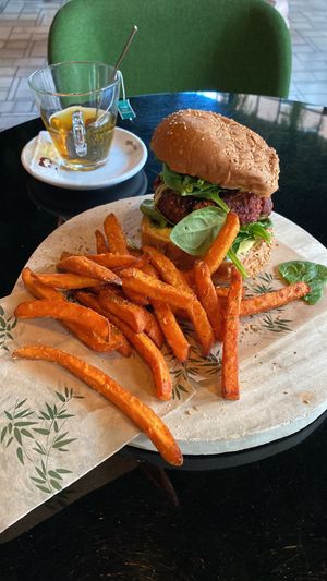 Burguer wild de avena   at Wild Food in Granada