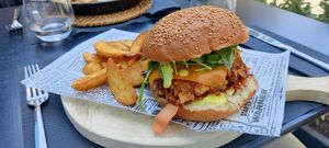 Wild "chicken" burger at Wild Food in Granada