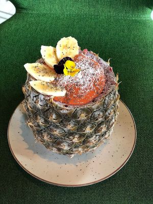 Pineapple Bowl at Wild Food in Granada